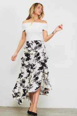 SKIES ARE BLUE Skirts*Amaya Jacquard Ruffle Asymmetrical Skirt Ivory-black