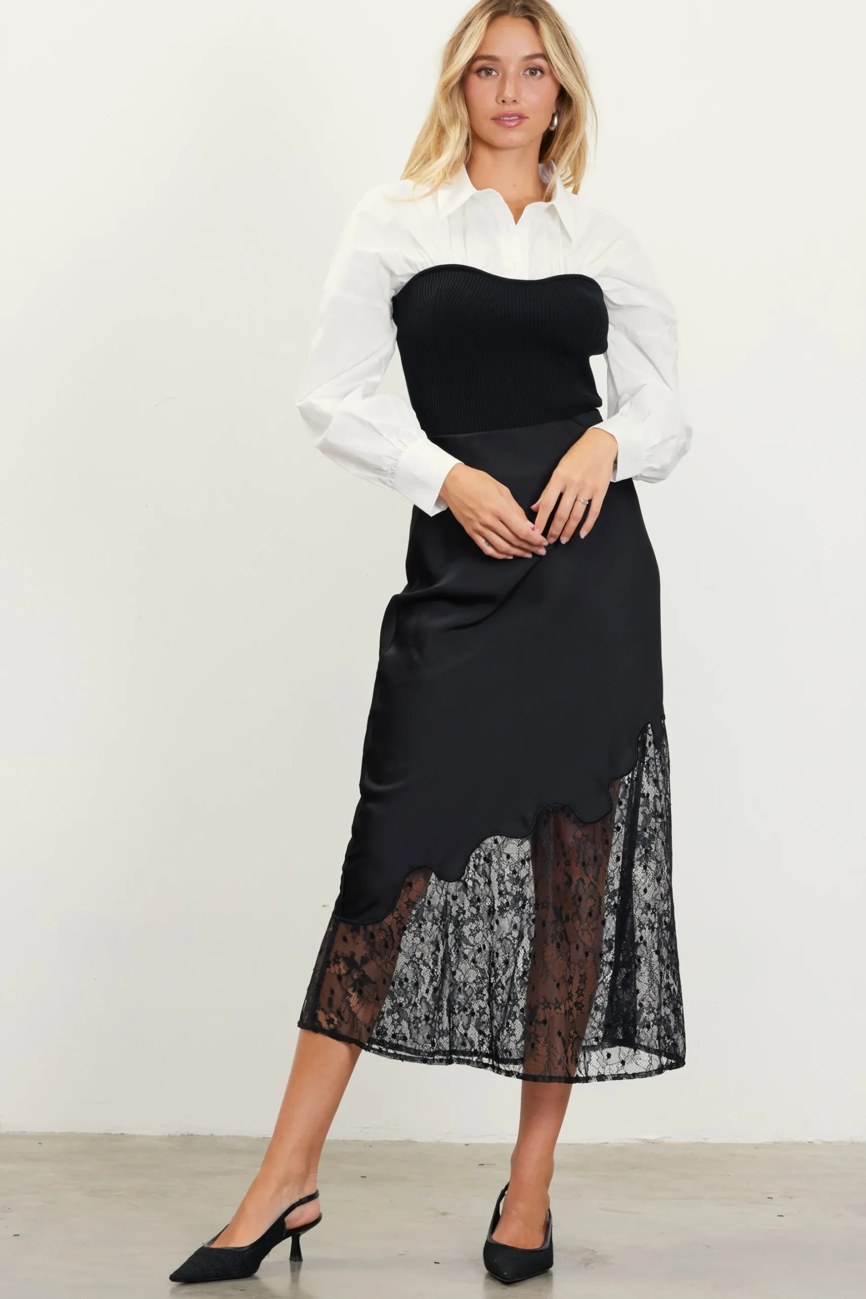 SKIES ARE BLUE Skirts*Asymmetrical Lace Satin Skirt Black