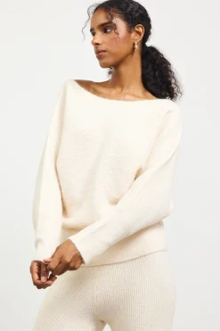 SKIES ARE BLUE Sweaters*Boatneck Ribbed Knit Sweater Cream