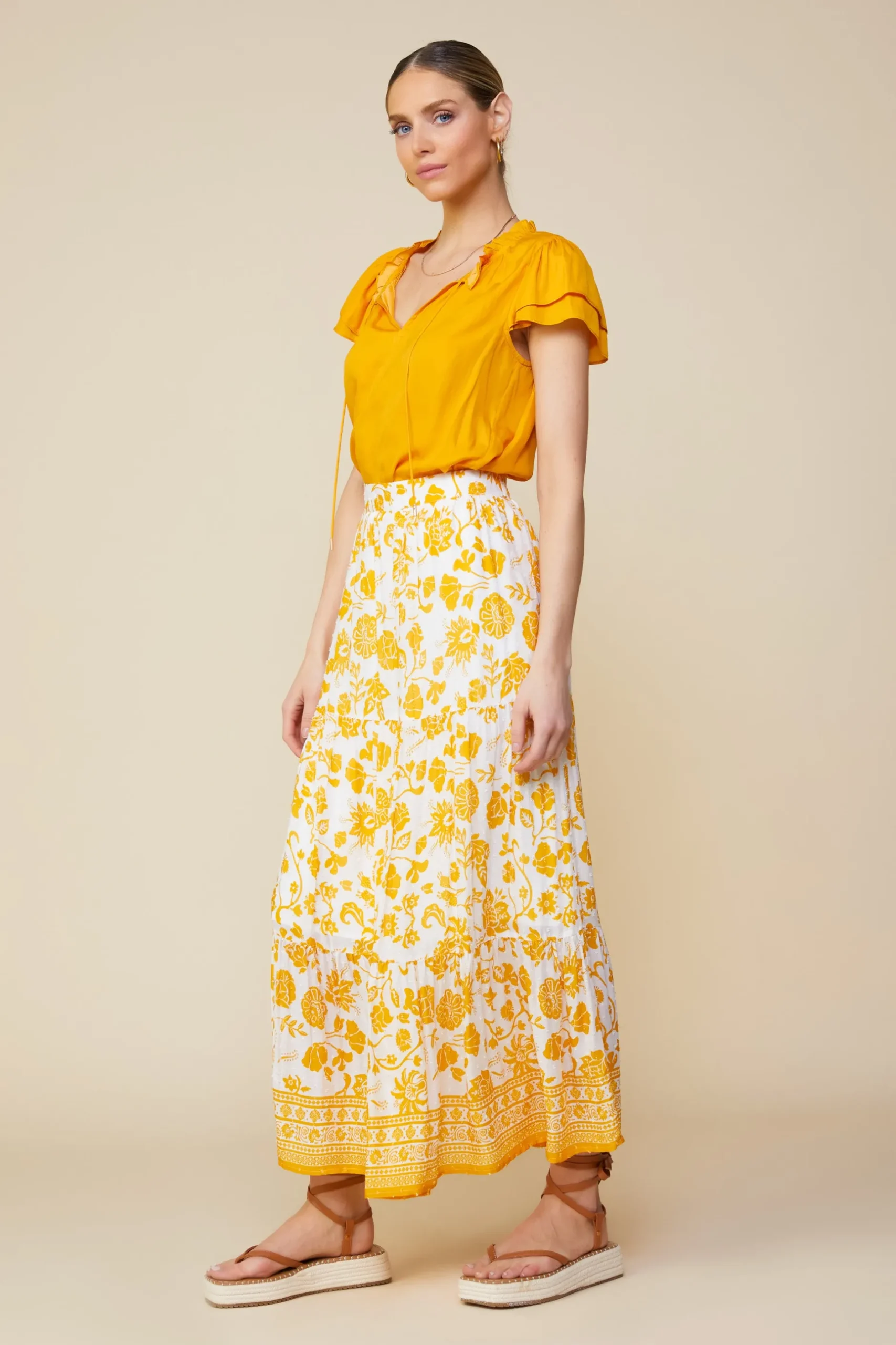 SKIES ARE BLUE Skirts*Border Print Maxi Skirt White-marigold