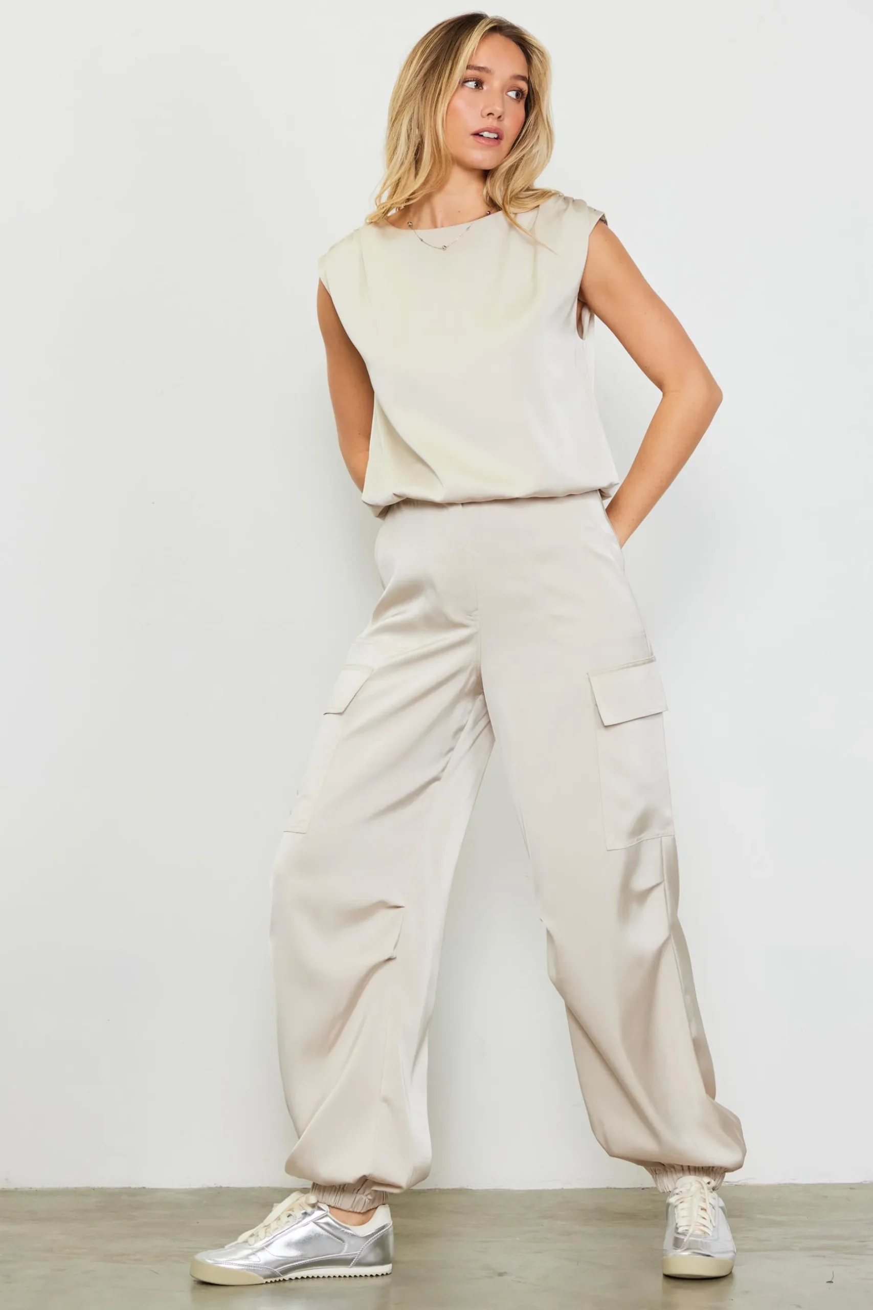SKIES ARE BLUE Sleeveless Tops*Bubble Hem Muscle Tank Champagne