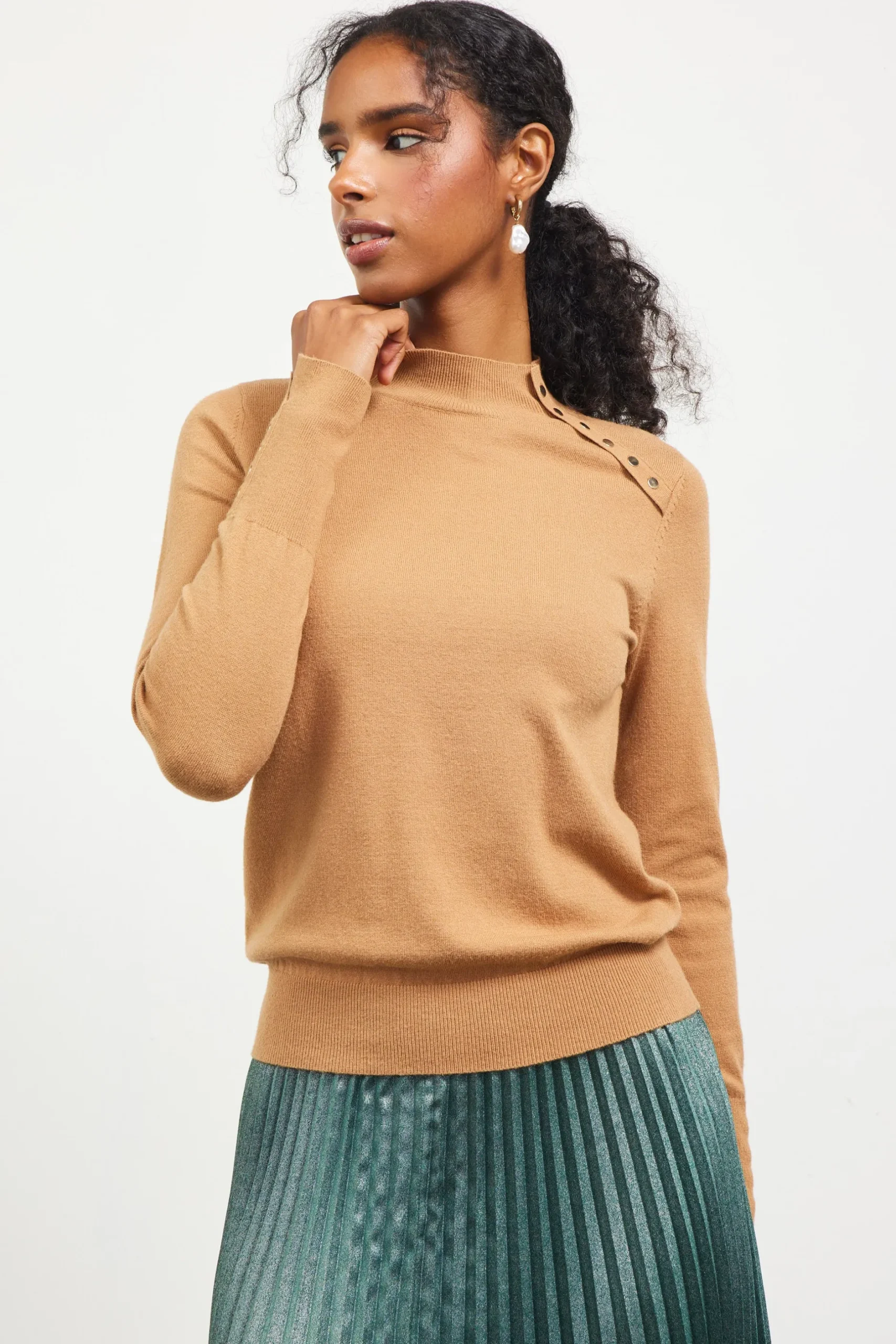 SKIES ARE BLUE Long Sleeve Tops|Sweaters*Button Detail Mock Neck Sweater Camel