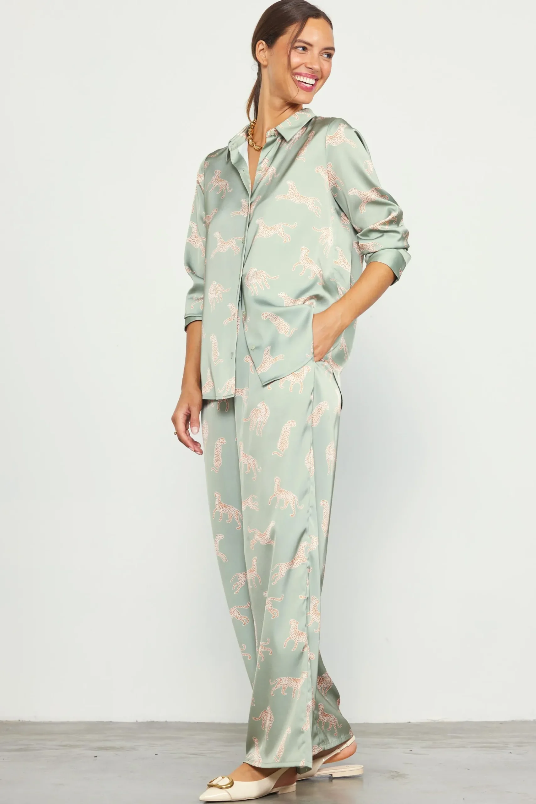SKIES ARE BLUE Pants*Cheetah Print Satin Long Pants Sage