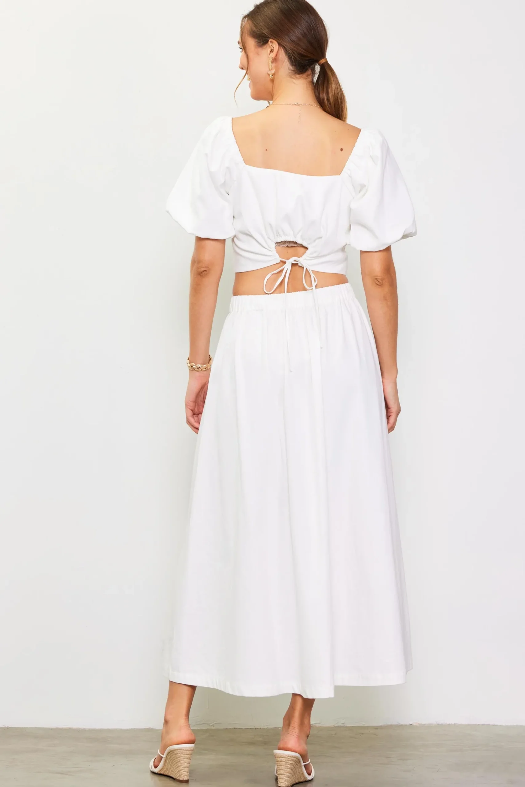 SKIES ARE BLUE Short Sleeve Tops*Cinch-Back Square Neck Top Offwhite