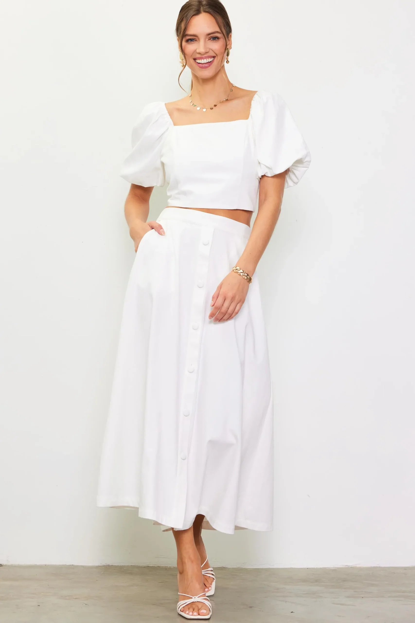 SKIES ARE BLUE Short Sleeve Tops*Cinch-Back Square Neck Top Offwhite