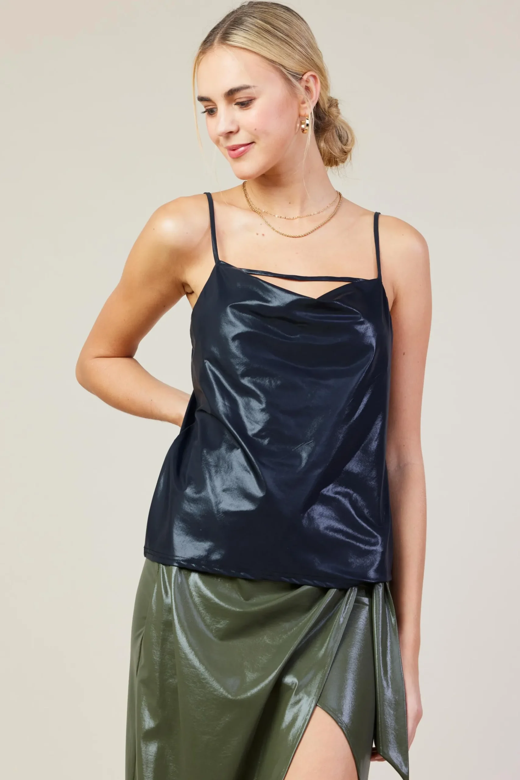 SKIES ARE BLUE Sleeveless Tops*Cowl Neck Tank Top Black