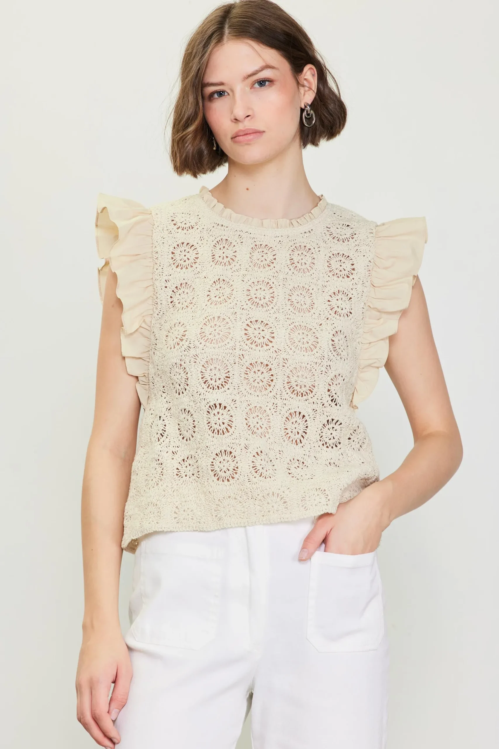 SKIES ARE BLUE Sleeveless Tops*Crochet Flutter Sleeve Top Natural