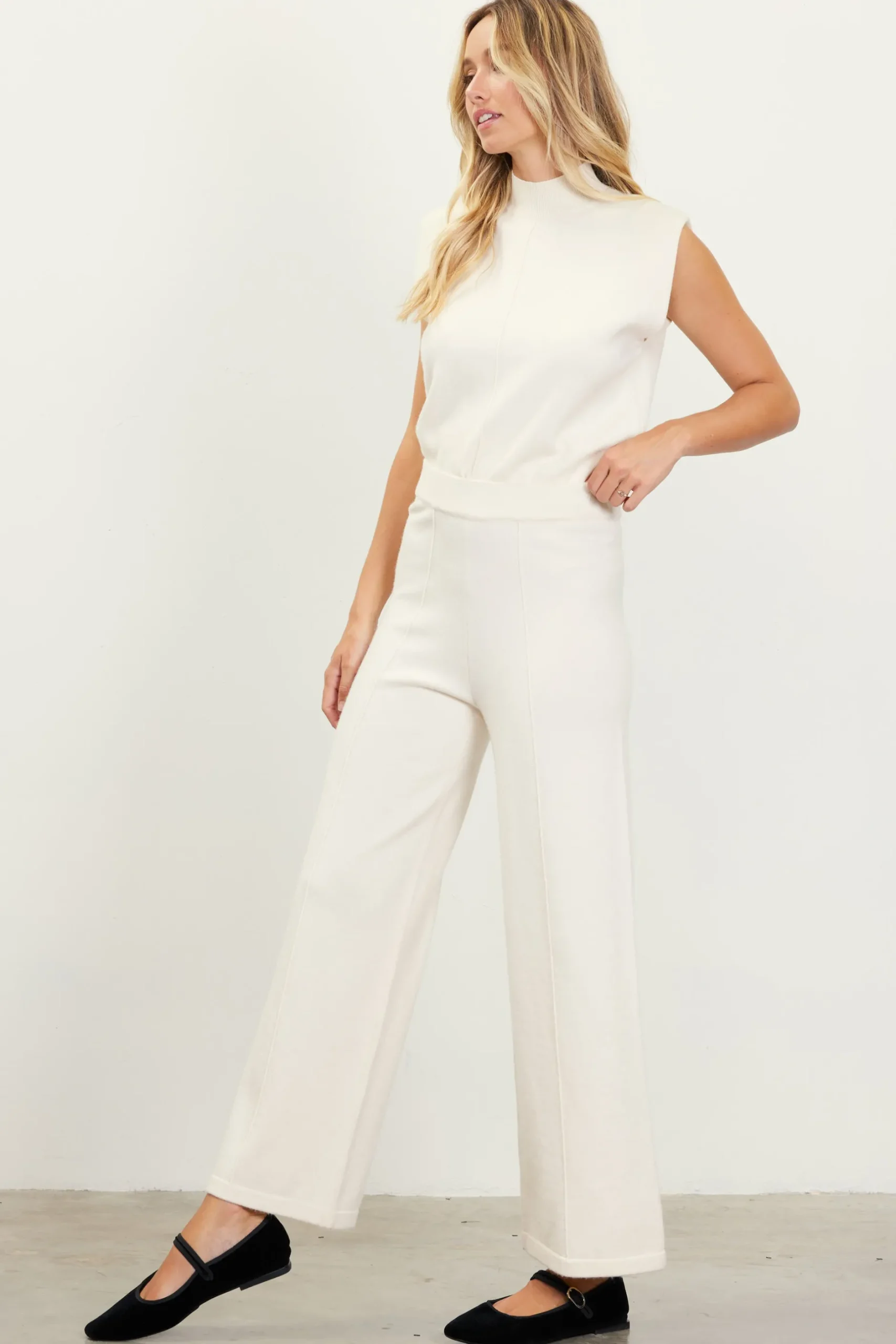 SKIES ARE BLUE Pants*Cropped Knit Pants Cream
