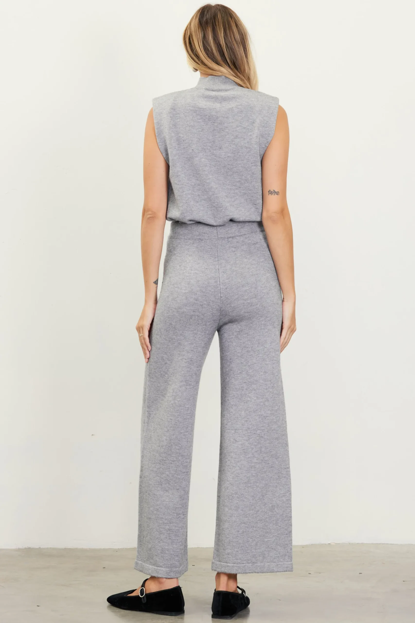 SKIES ARE BLUE Pants*Cropped Knit Pants Grey