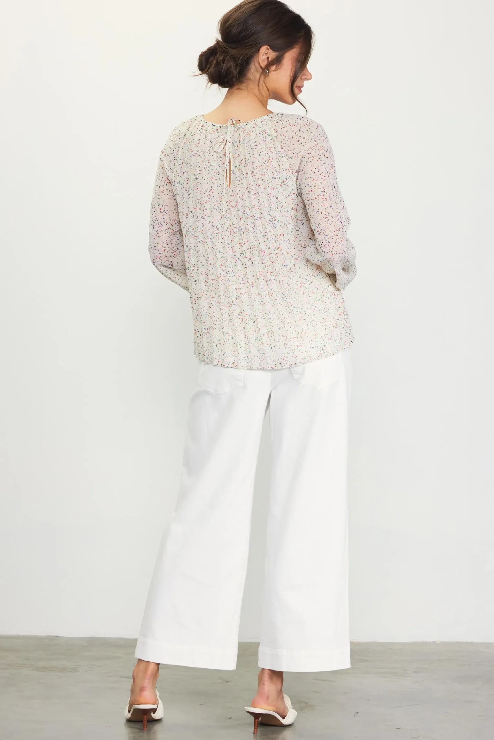 SKIES ARE BLUE Long Sleeve Tops*Cutout Detail Longsleeve Top Cream