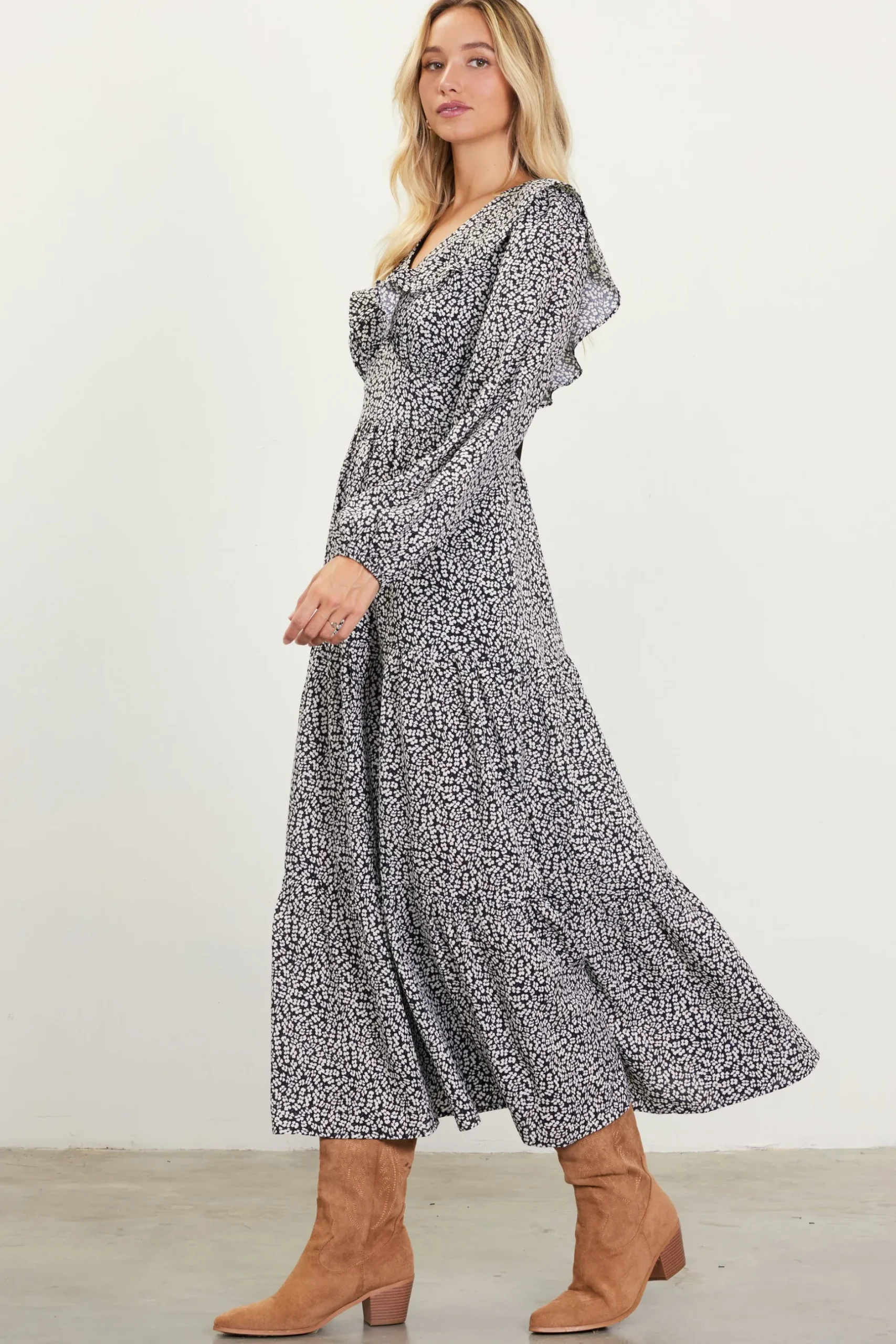 SKIES ARE BLUE Maxi Dresses*Dainty Floral Print Ruffle Trim Maxi Dress Black-ivory