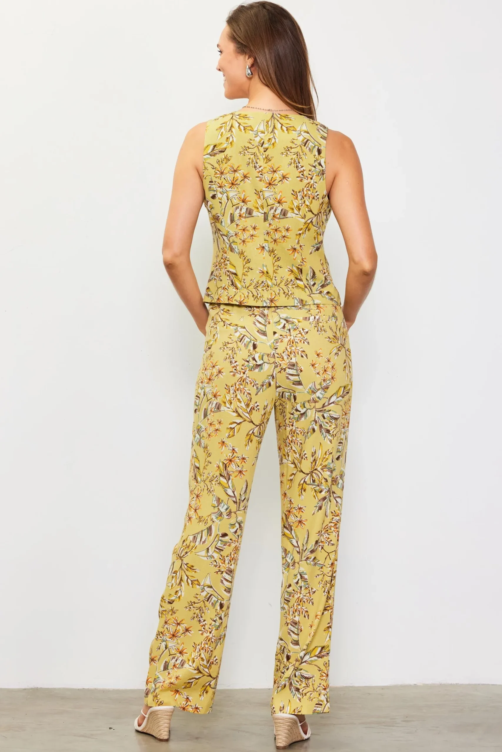 SKIES ARE BLUE Pants*Ilona Floral Print Linen Pants Pistachio
