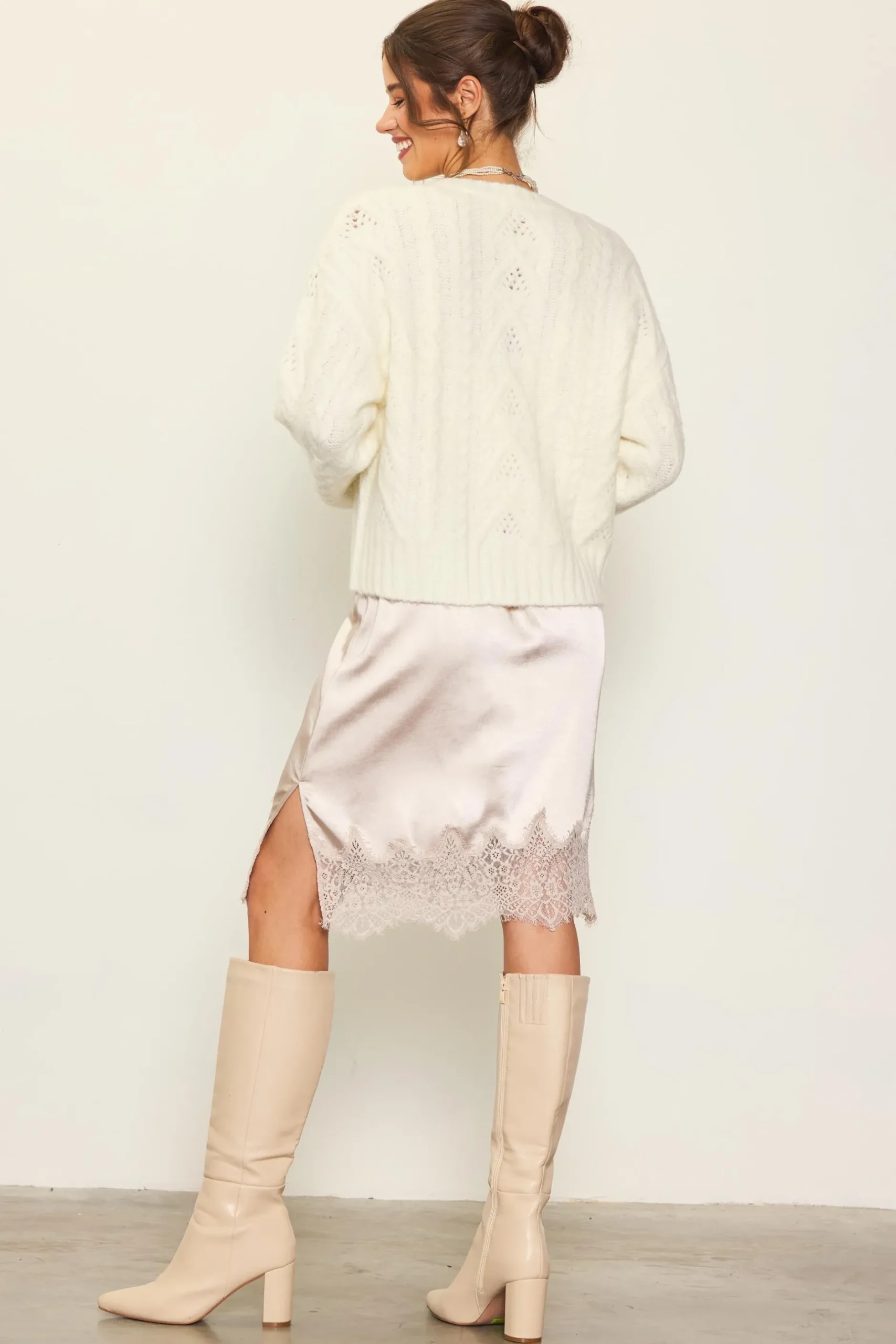SKIES ARE BLUE Outerwear|Sweaters*Jewel Button Detail Cardigan Cream