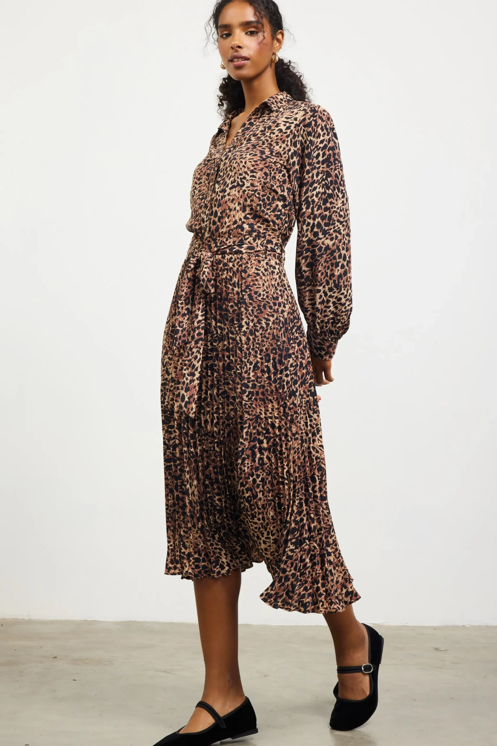SKIES ARE BLUE Midi Dresses*Leopard Print Shirt Midi Dress Camel-black