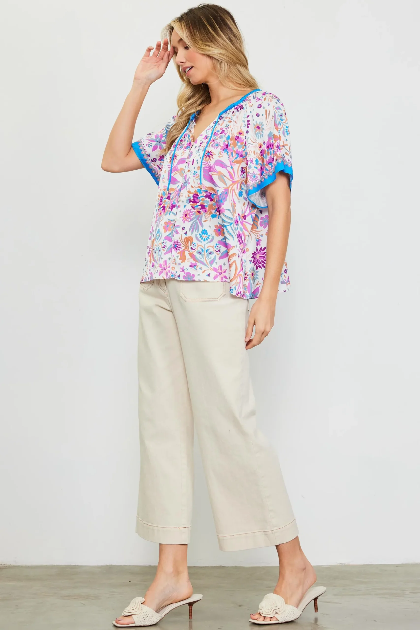 SKIES ARE BLUE Short Sleeve Tops*Magnolia Border Print Short Sleeve Top Floralcapriblue