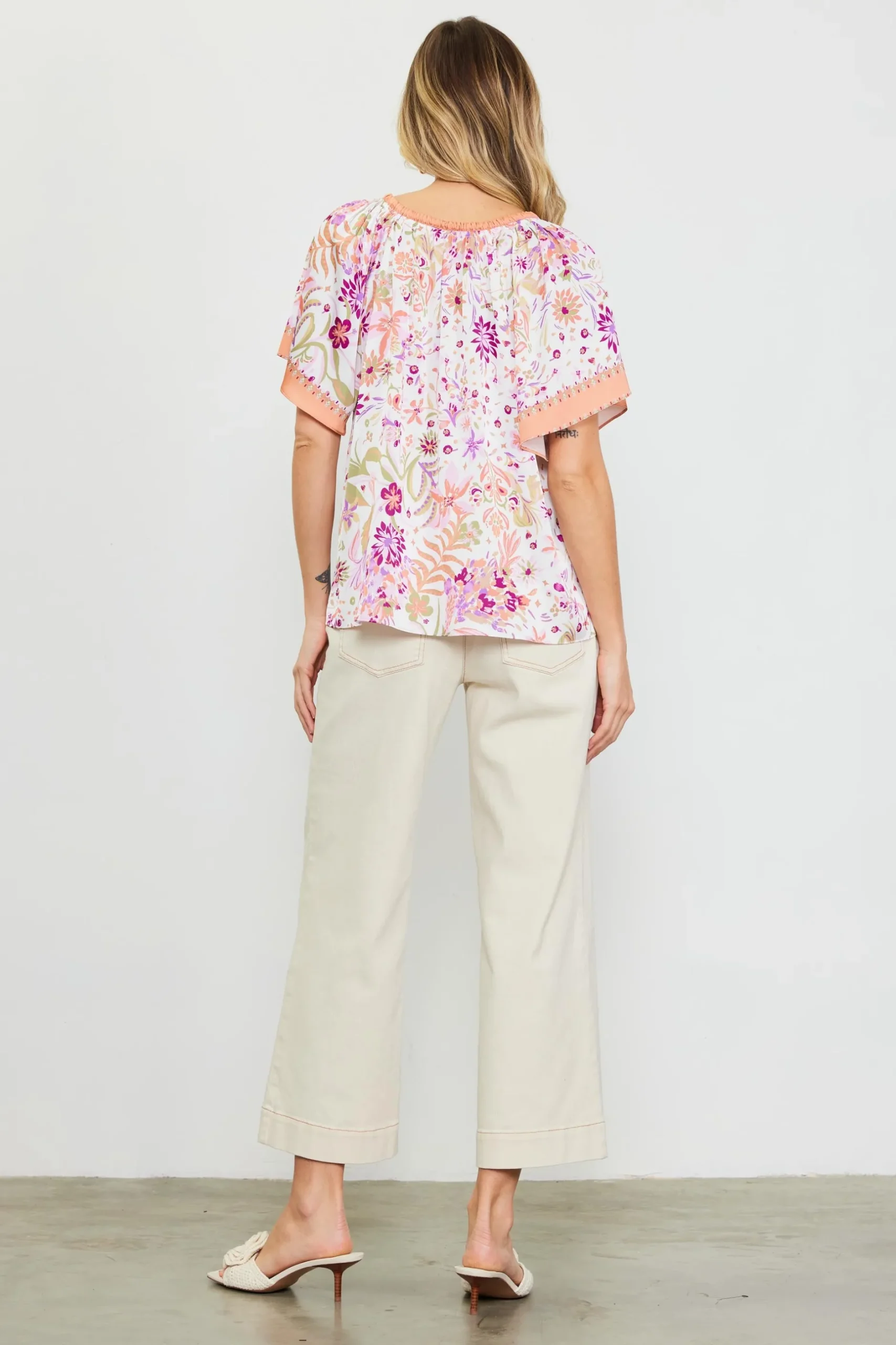 SKIES ARE BLUE Short Sleeve Tops*Magnolia Border Print Short Sleeve Top Floraltuscantan