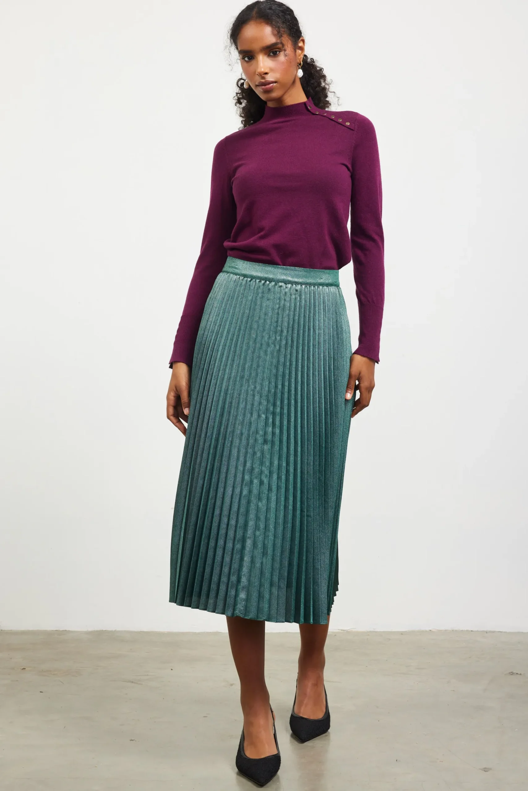 SKIES ARE BLUE Skirts*Metallic Foil Pleated Midi Skirt Astrogreen