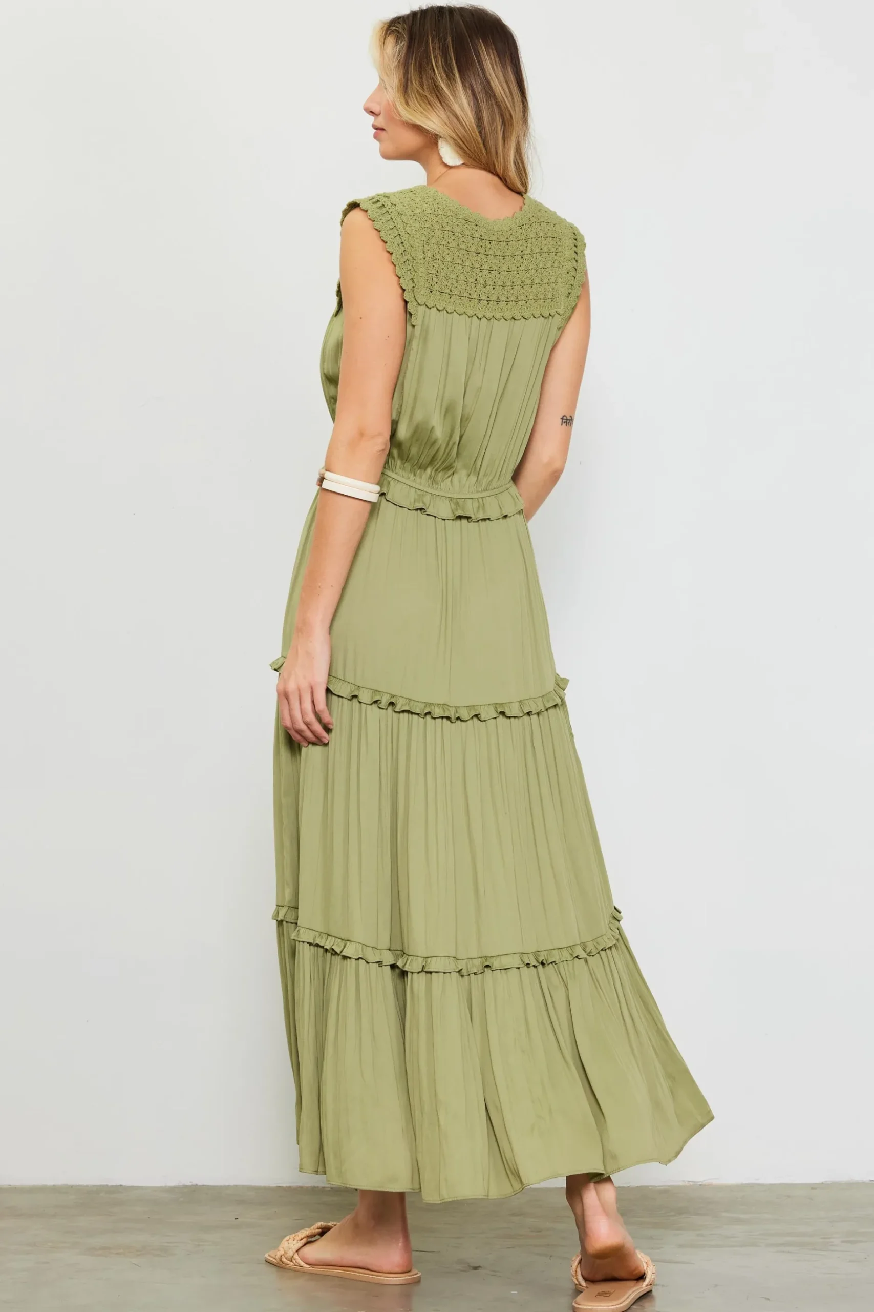 SKIES ARE BLUE Midi Dresses*Mixed Media Ruffled Tiered Midi Dress Sweetpea