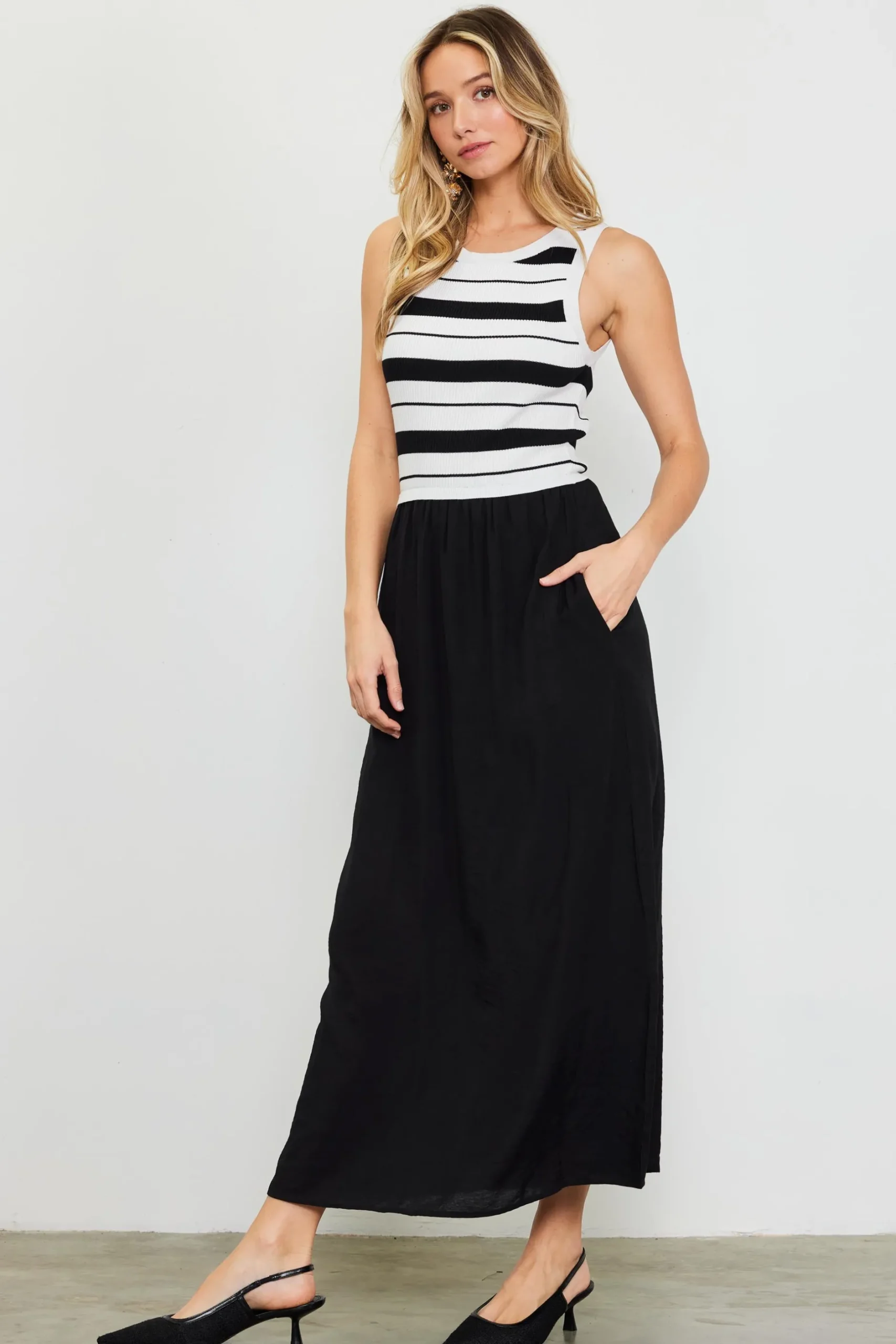 SKIES ARE BLUE Midi Dresses*Mixed Media Striped Sleeveless Midi Dress Black