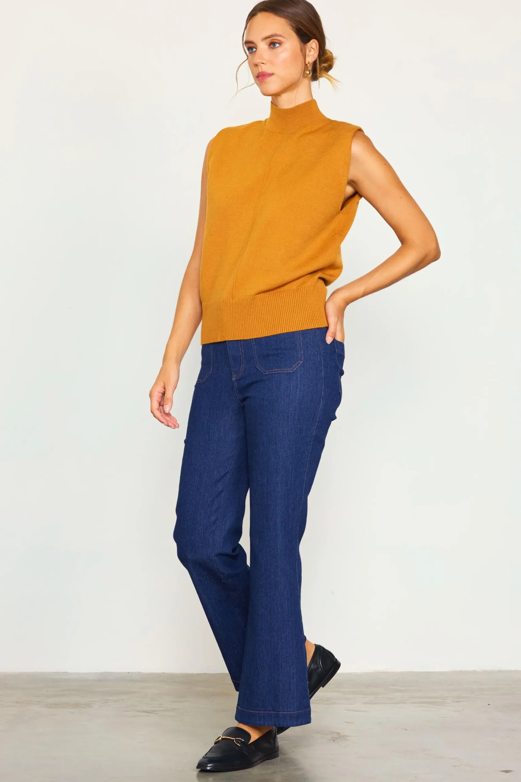 SKIES ARE BLUE Short Sleeve Tops*Mock Neck Sleeveless Knit Top Mustard