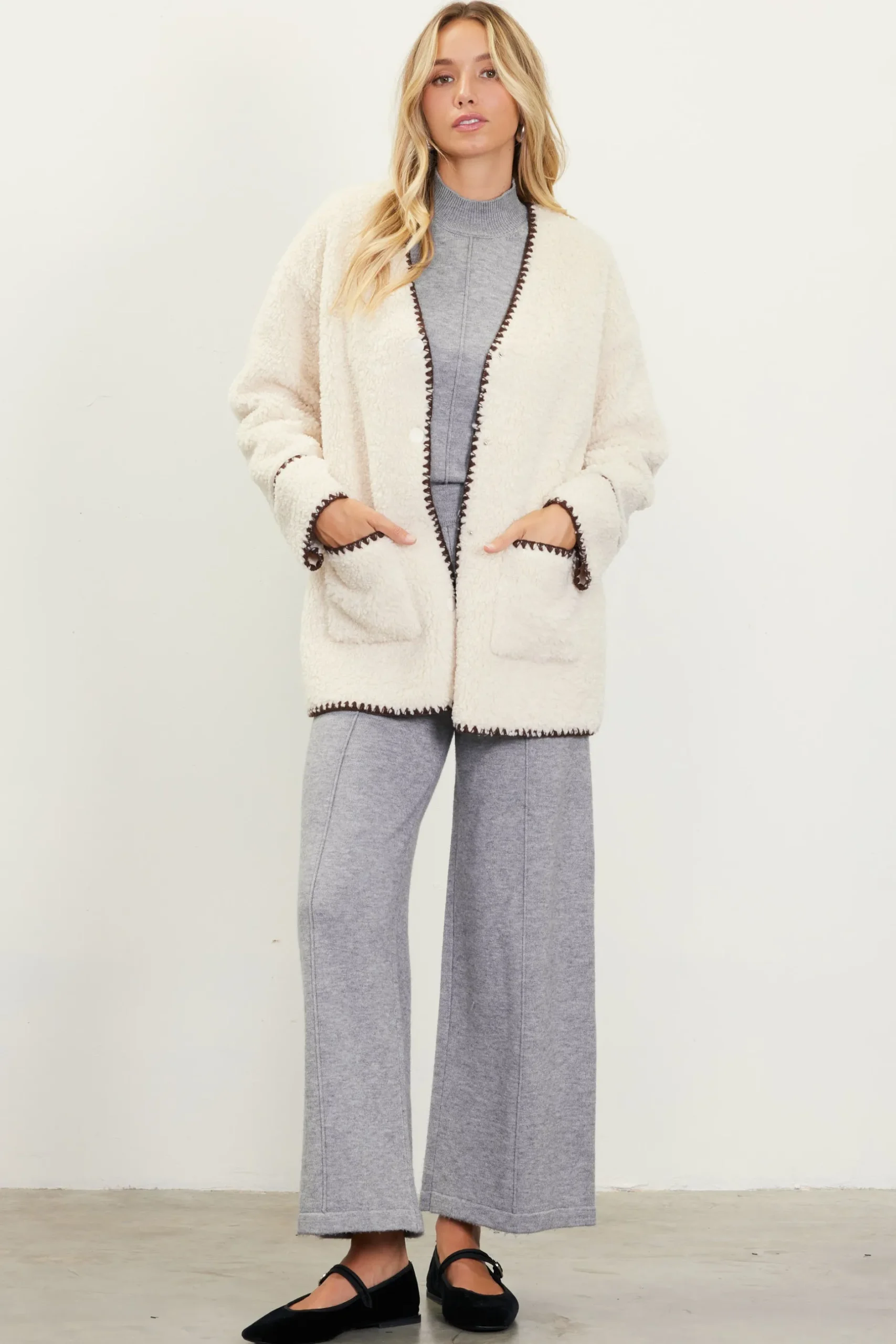 SKIES ARE BLUE Outerwear*Noelle Contrast Stitch Detail Sherpa Coat Cream-chocolate