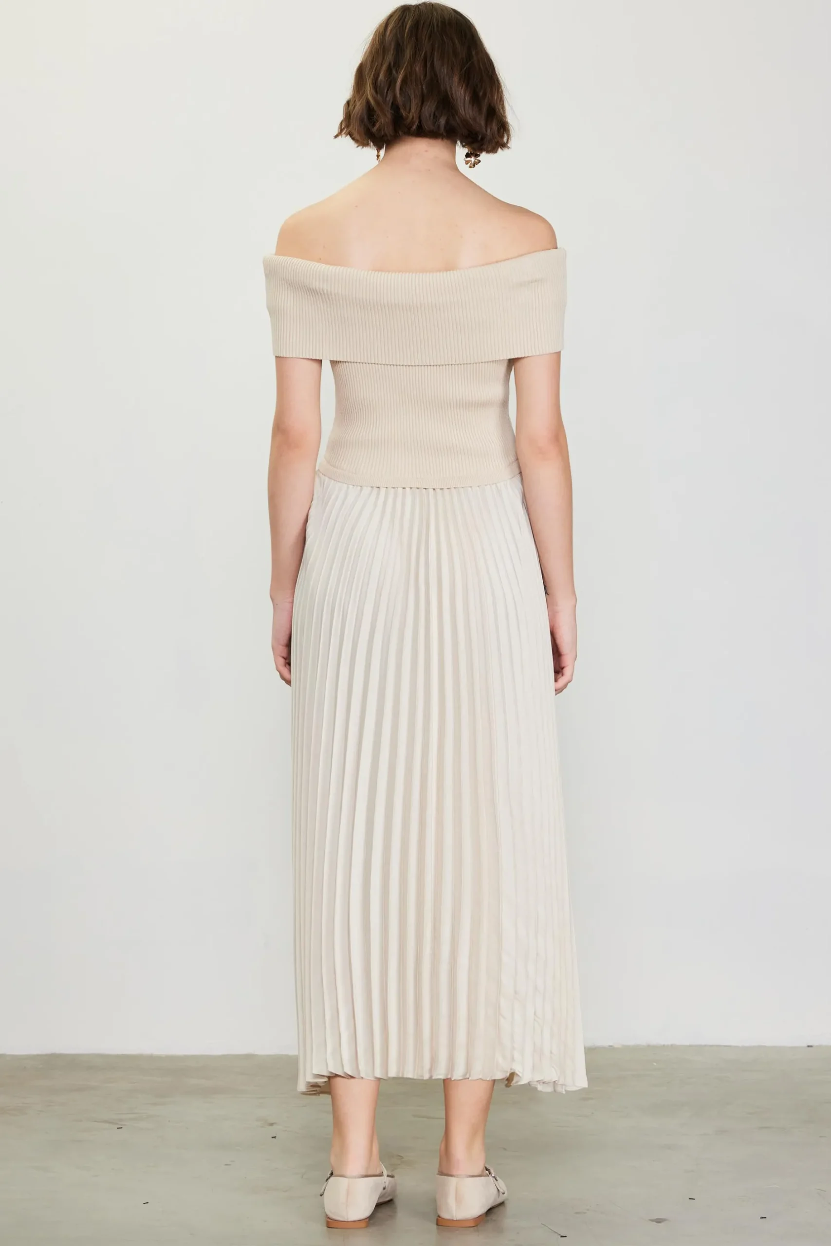 SKIES ARE BLUE Midi Dresses*Off Shoulder Mixed Media Pleated Dress Ivory
