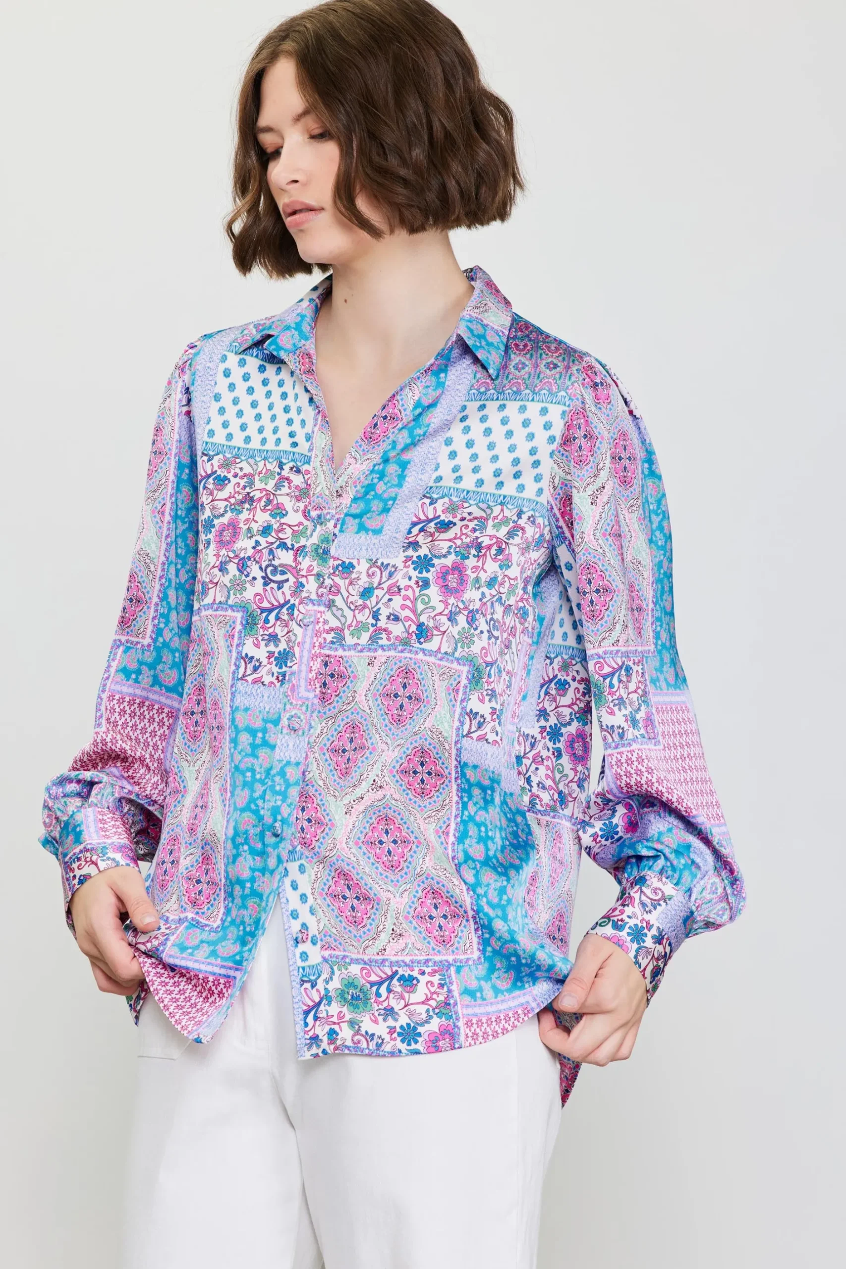 SKIES ARE BLUE Blouses|Long Sleeve Tops*Patch Print Button Down Blouse Turquoise