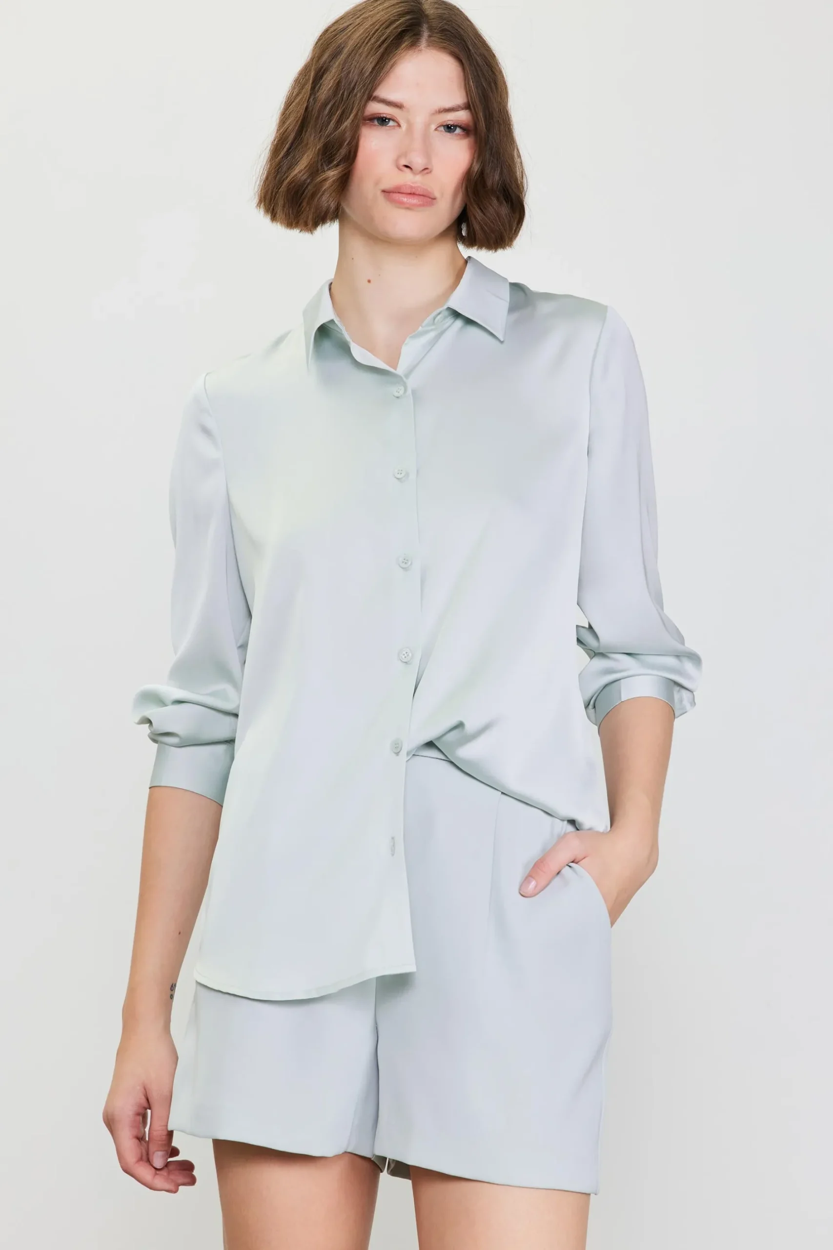 SKIES ARE BLUE Blouses|Long Sleeve Tops*Recycled Classic Button Down Top Dovegrey