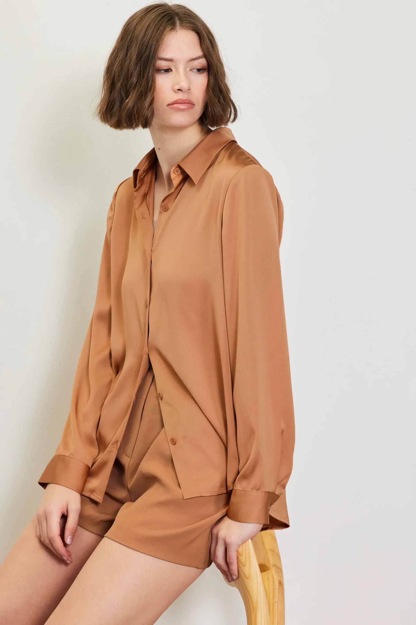 SKIES ARE BLUE Blouses|Long Sleeve Tops*Recycled Classic Button Down Top Hazelnut
