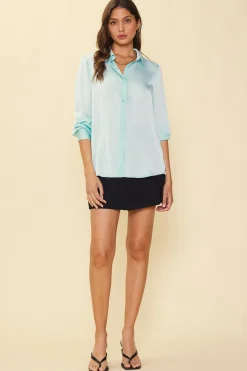 SKIES ARE BLUE Blouses*Recycled Classic Button Down Top Iceblue