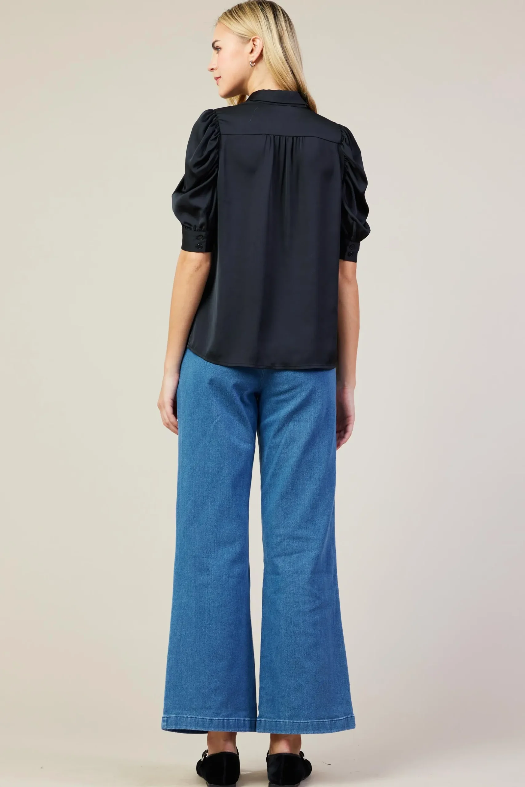 SKIES ARE BLUE Blouses|Short Sleeve Tops*Recycled Shirred Sleeve Blouse Black