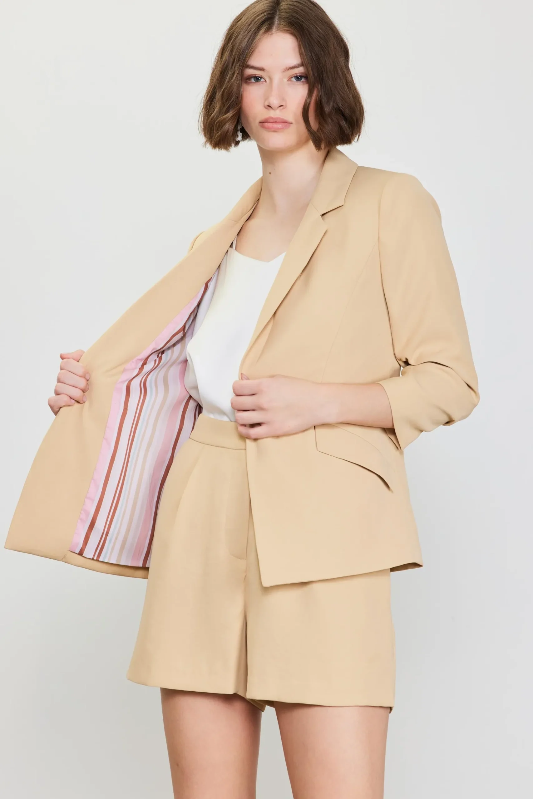 SKIES ARE BLUE Blazers*Recycled Shirred Sleeve Blazer Latte