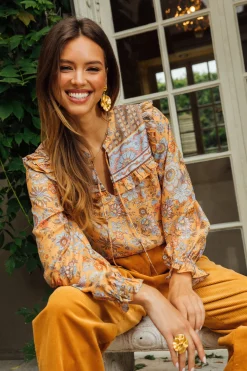 SKIES ARE BLUE Blouses|Long Sleeve Tops*Retro Floral Motif Blouse Mustard