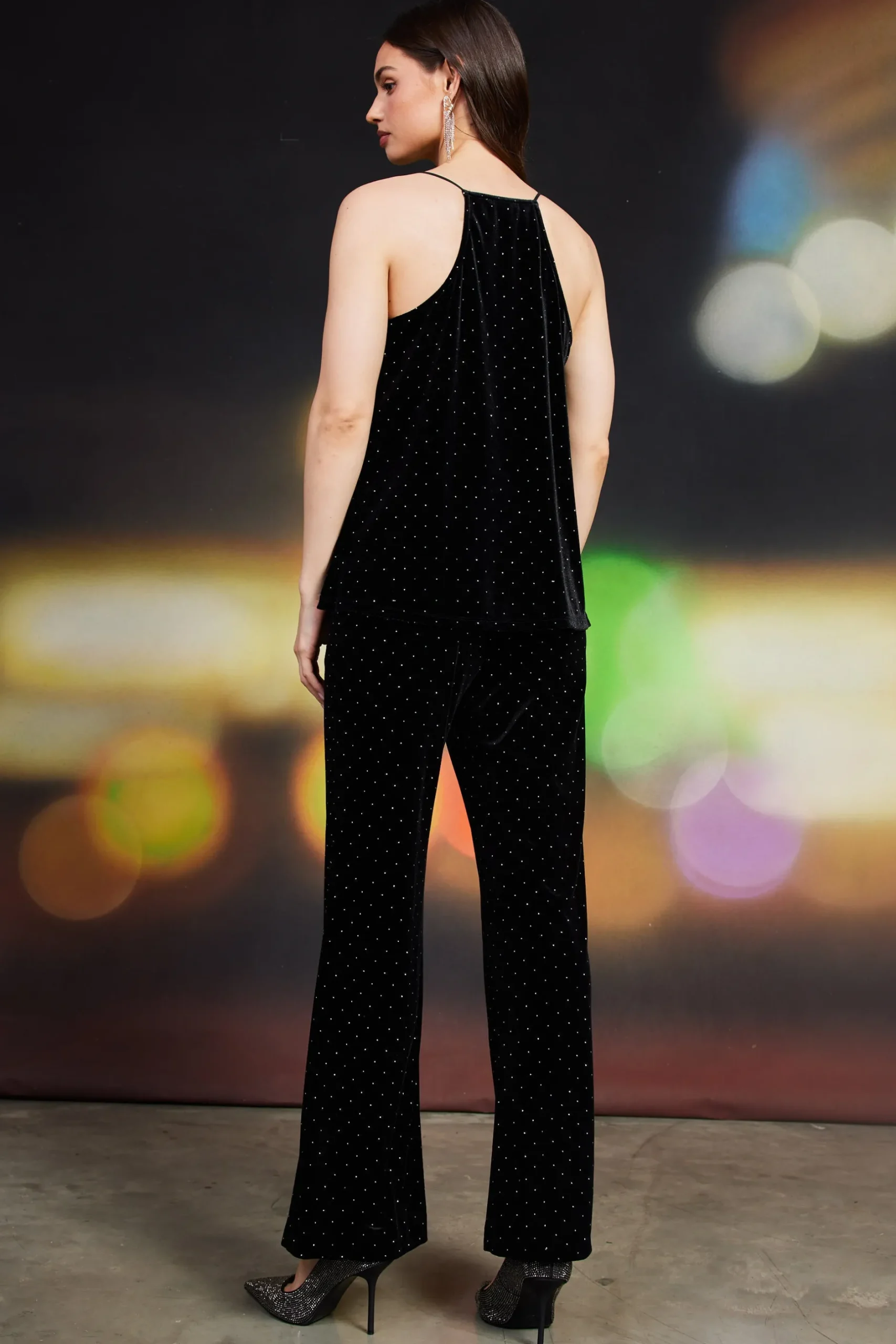 SKIES ARE BLUE Sleeveless Tops*Rhinestone Velvet Cami Black