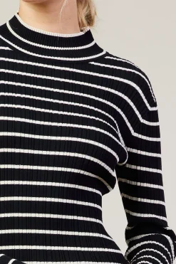 SKIES ARE BLUE Long Sleeve Tops*Ribbed Flared Longsleeve Top Black-cream