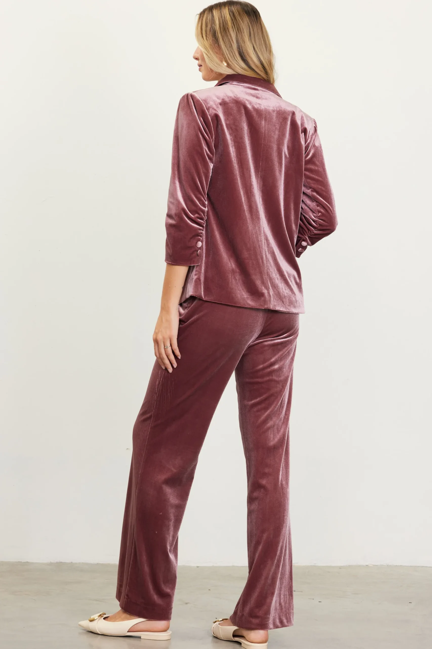 SKIES ARE BLUE Blazers*Ruched Velvet Blazer Mauve