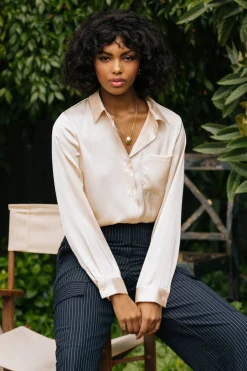 SKIES ARE BLUE Blouses*Satin Button Down Top Oatmilk