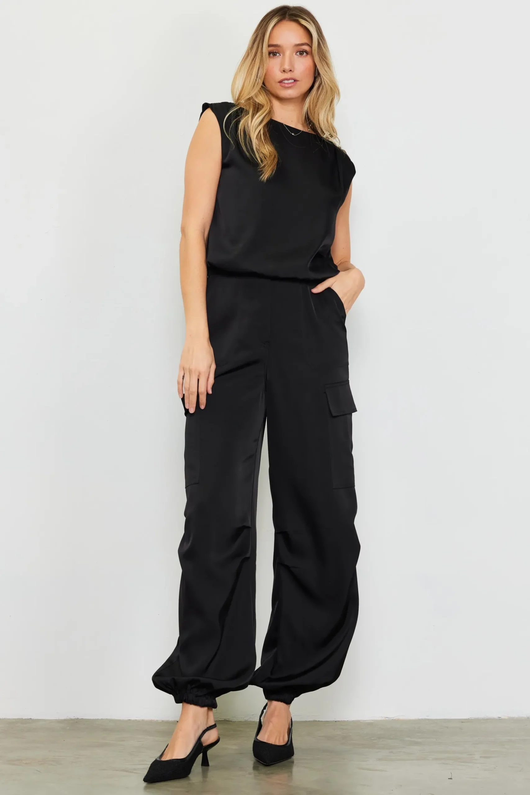 SKIES ARE BLUE Pants*Satin Cargo Pants Black