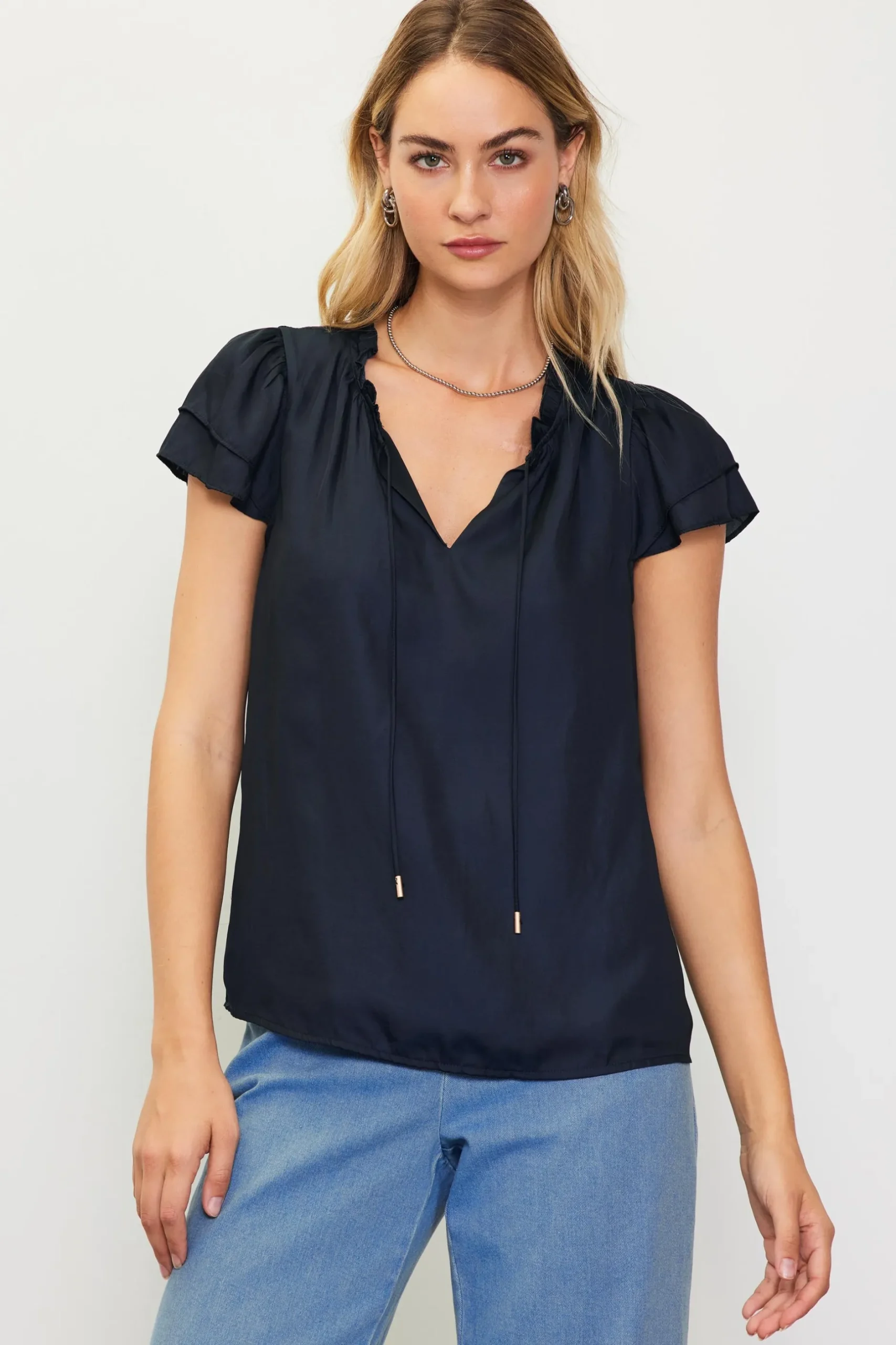 SKIES ARE BLUE Short Sleeve Tops*Satin Ruffled Detail Top Navy