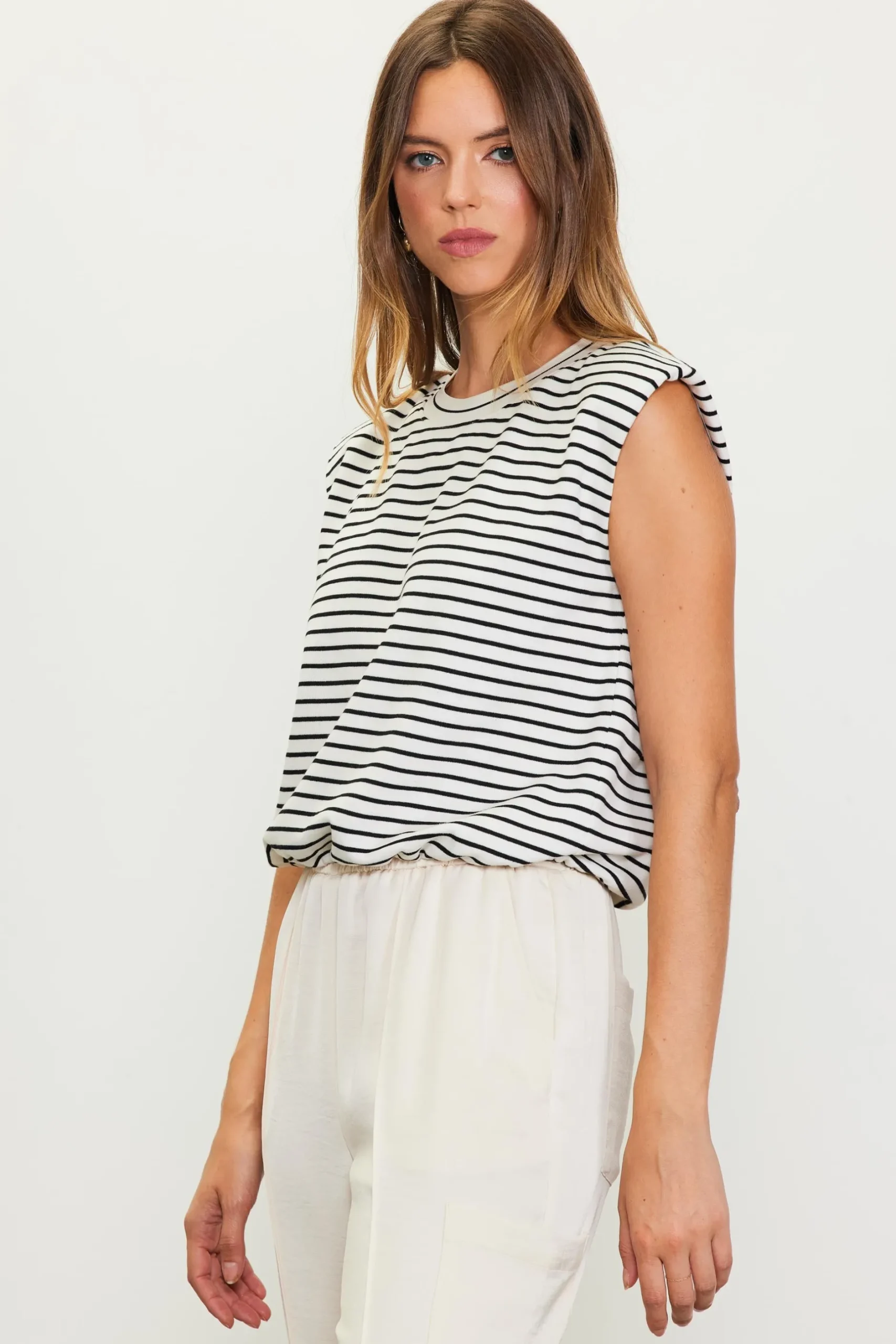 SKIES ARE BLUE Sleeveless Tops*Striped Muscle Tank Ivory-black