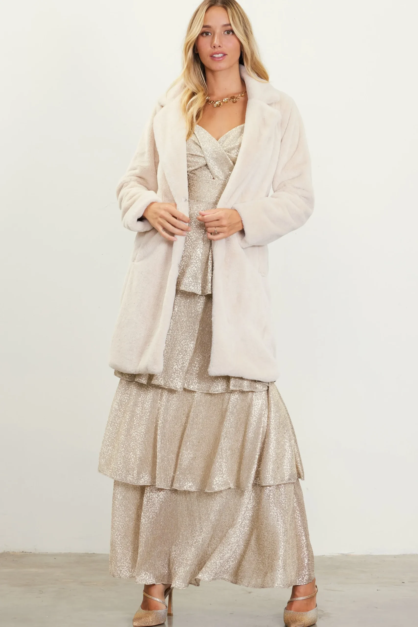 SKIES ARE BLUE Outerwear*Teddy Faux Fur Coat Cream