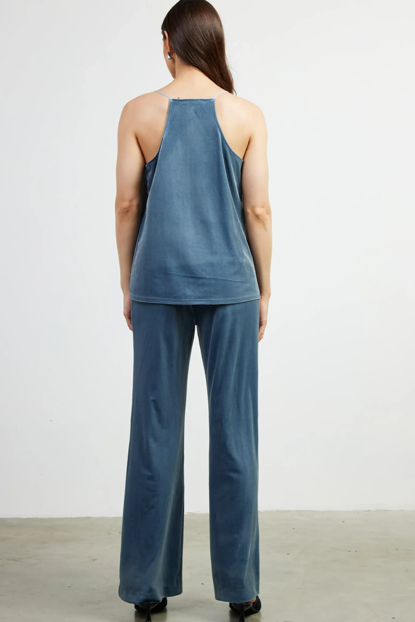 SKIES ARE BLUE Sleeveless Tops*Velvet Lace Detail Cami Dustyblue