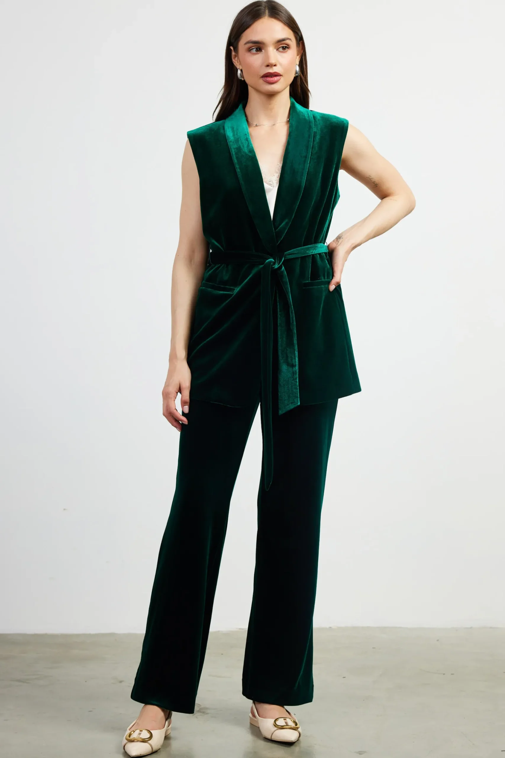 SKIES ARE BLUE Sleeveless Tops*Velvet Vest with Self Tie Huntergreen