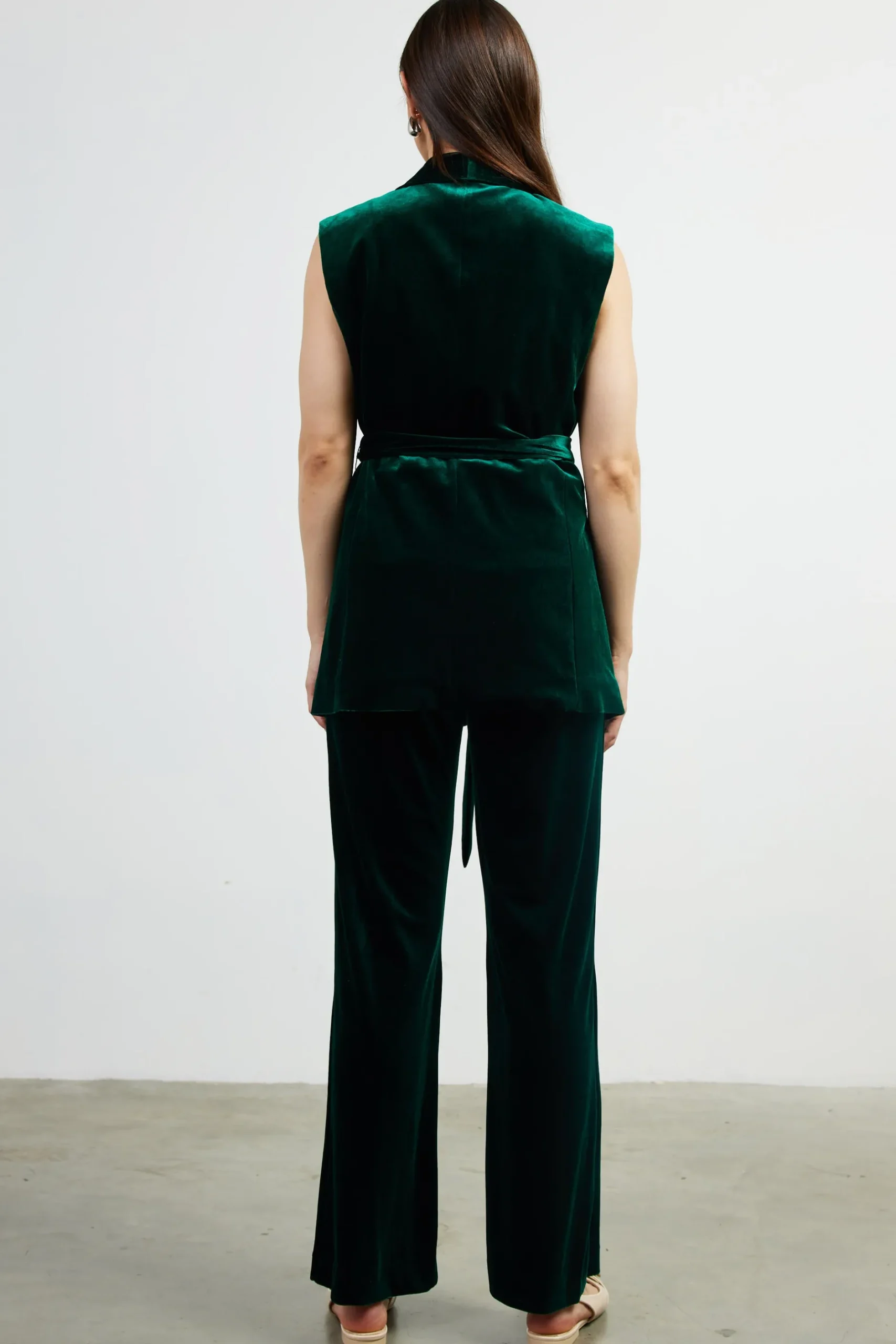 SKIES ARE BLUE Sleeveless Tops*Velvet Vest with Self Tie Huntergreen