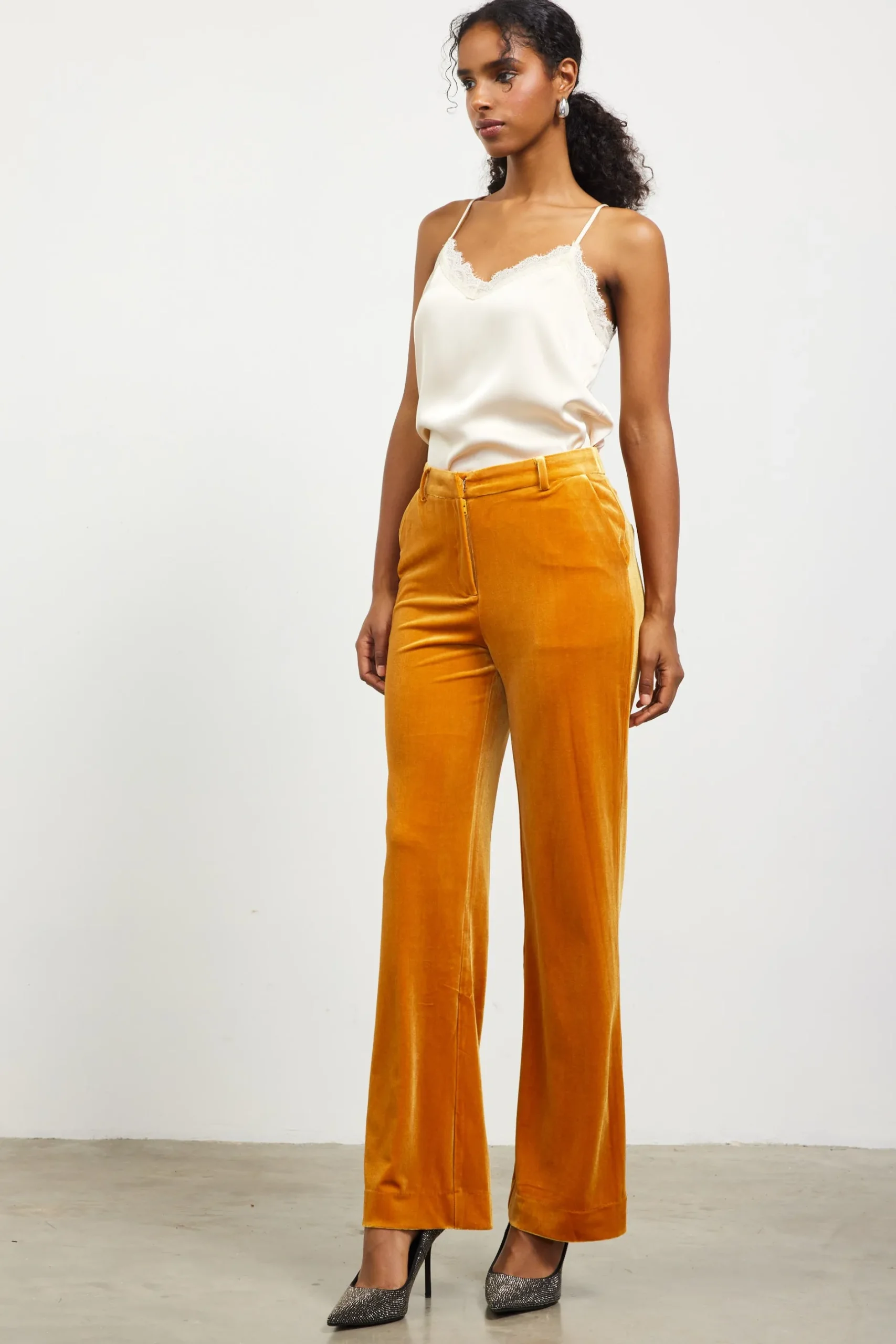 SKIES ARE BLUE Pants*Velvet Wide Leg Pants Goldenmustard