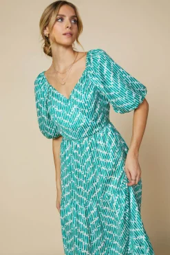 SKIES ARE BLUE Maxi Dresses*Watercolor Chevron Maxi Dress Jadegreen